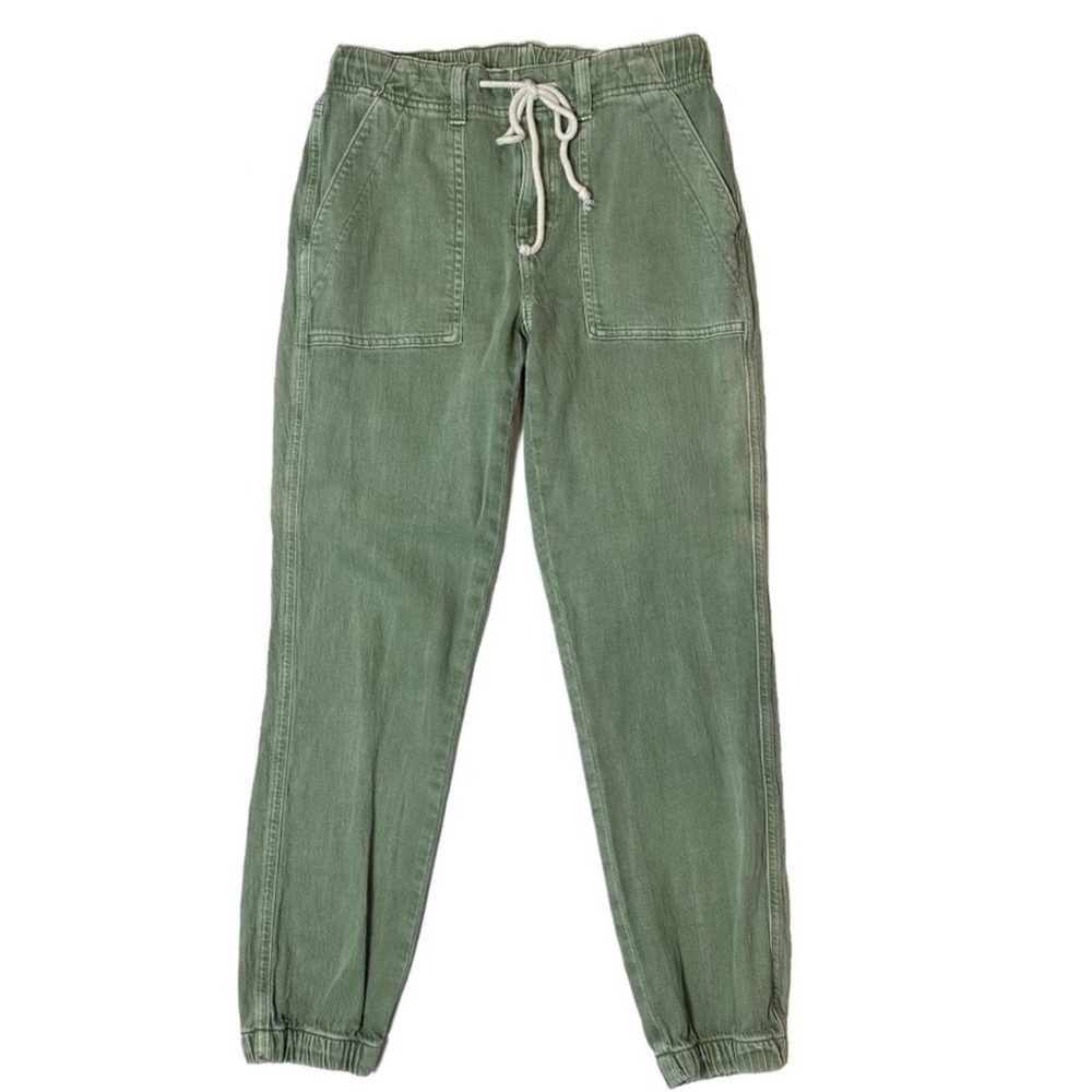 Size 8, American Eagle Joggers